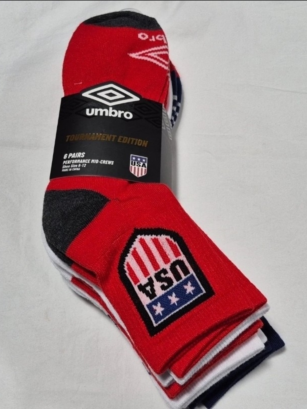 Umbro USA Soccer football Socks 6 Pairs Performance Mid Crews Mens Shoe Siz 6-12